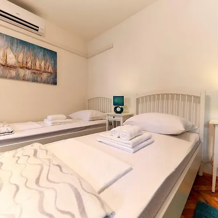 Lo Lo * Zadar